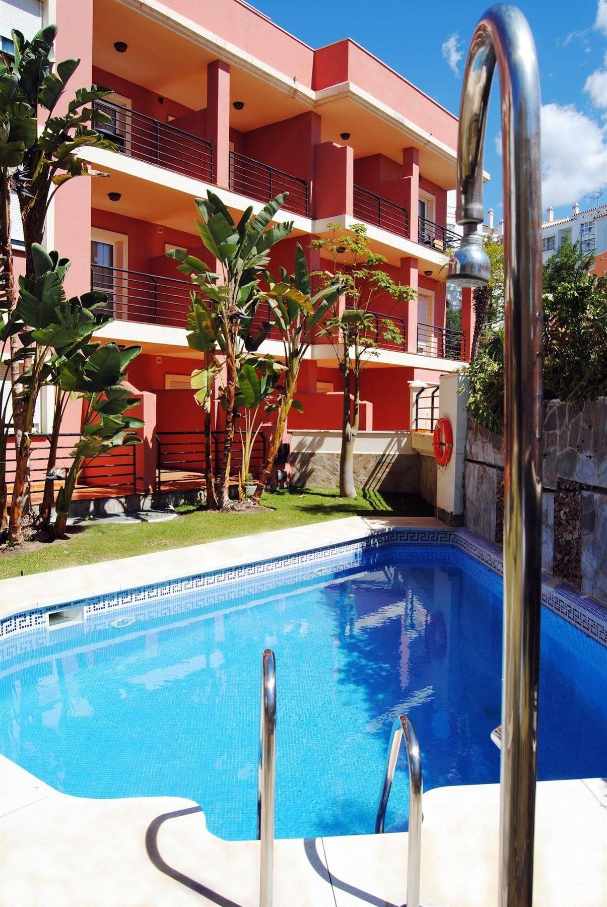 Apartamentos Turísticos Añoreta Rincón de la Victoria Exterior foto